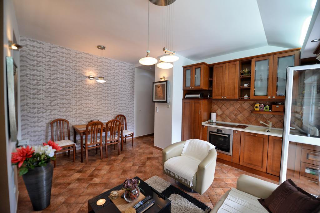 Bmb Apartments Kotor Exterior foto